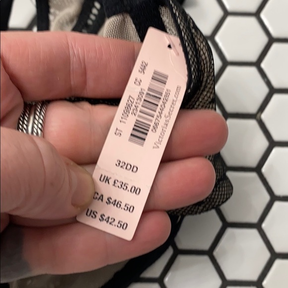 NWT Victoria’s Secret bra size multiple sizes - Picture 7 of 7